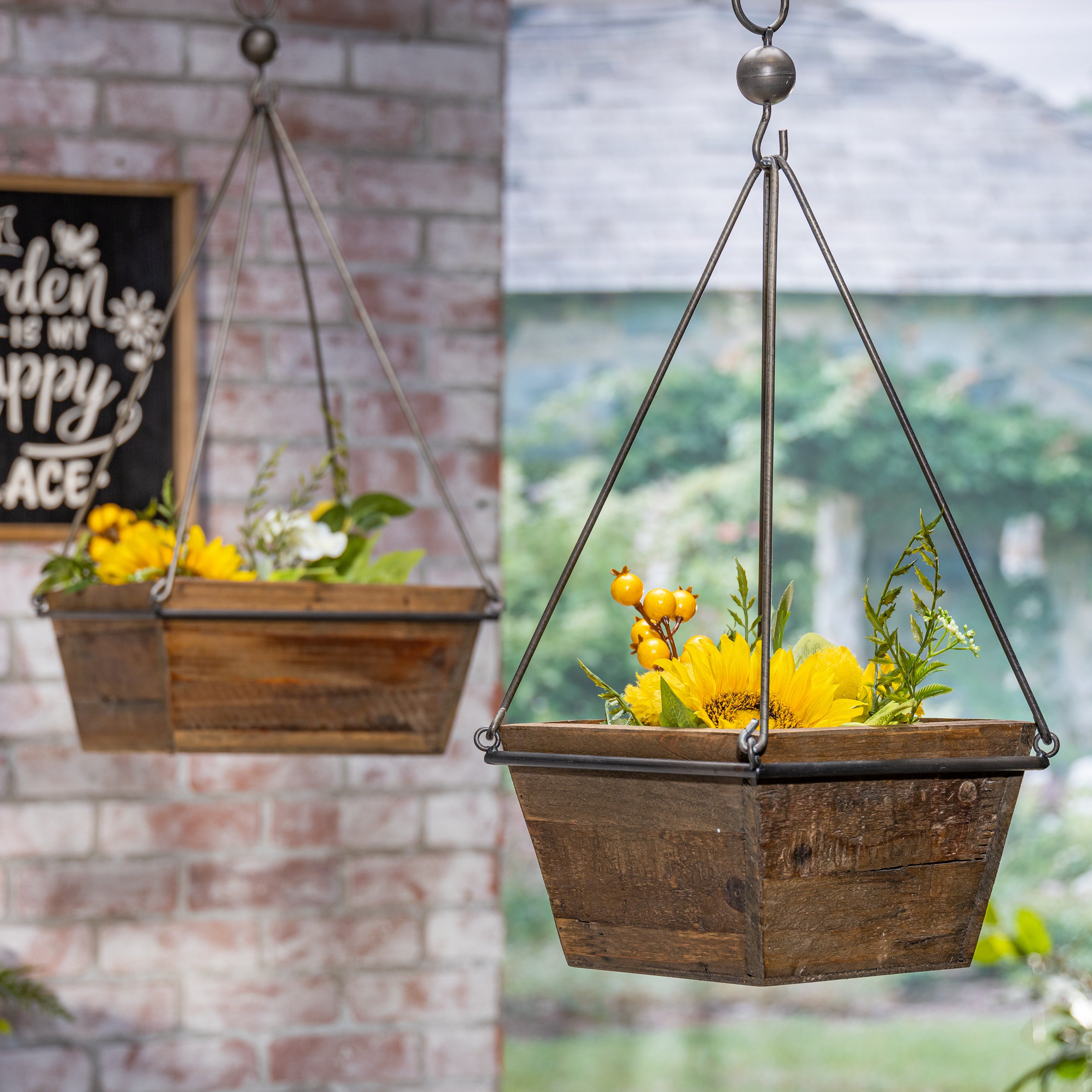 Set of 2 Farmhouse Wood and Metal Planters